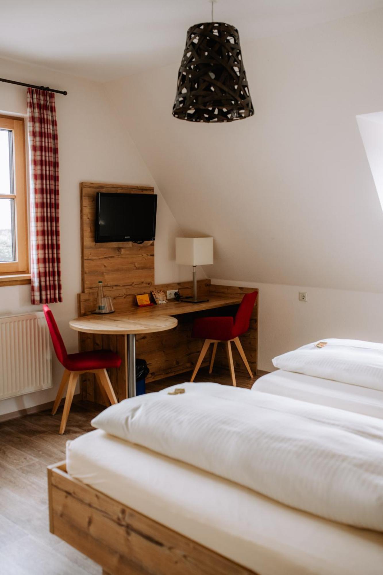 Landhotel Gary Wolframs-Eschenbach الغرفة الصورة