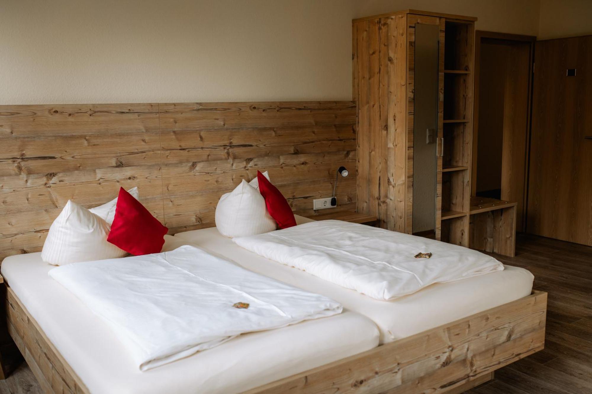 Landhotel Gary Wolframs-Eschenbach الغرفة الصورة